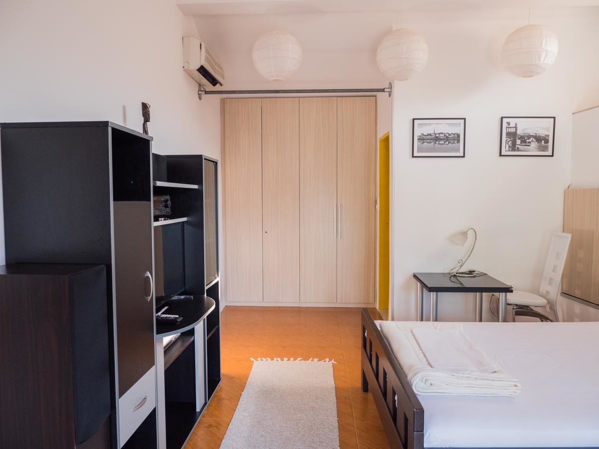 Апартаменты Reževići Apartments Петровац